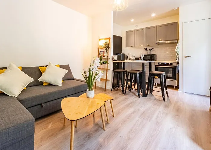 Le Berbisey - Centre Historique - 1 Lit Double 160cm & 1 Canape Lit Apartment *